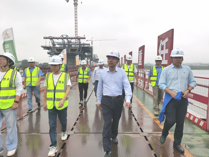 20231007256598.jpg 國(guó)慶慰問(wèn)督查_(kāi)600.jpg